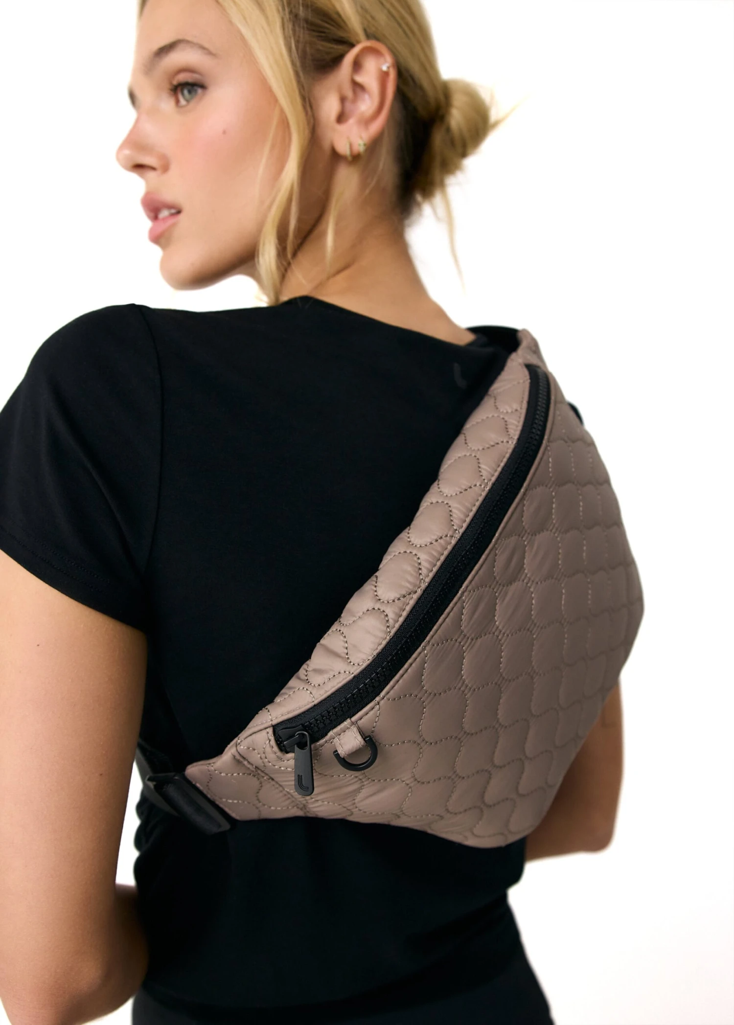 Taylor 3l Quilted Belt Bag 16 Taylor 3l Quilted Belt Bag - Image 14