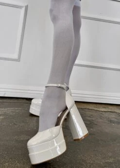 BETTER THAN EVER WHITE PLATFORM HEEL PUMP -LOLE OUTLET Facetune 09 09 2024 07 44 28 fd0af540 adbb 48c9 9197 0de210665d09