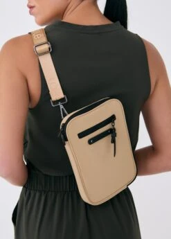 Concorde Convertible Crossbody Bag 26 Concorde Convertible Crossbody Bag -LOLE OUTLET LAW0960 C233 2