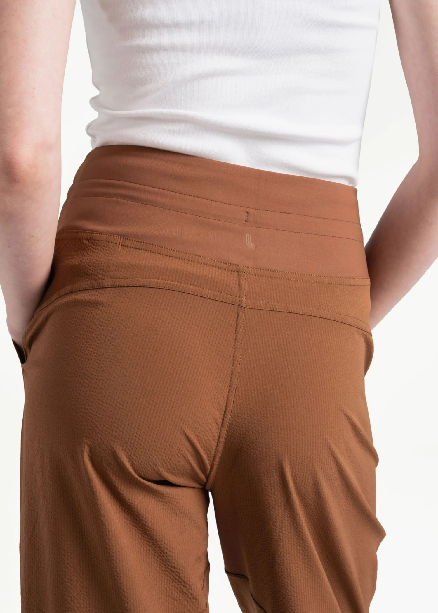 Momentum Cropped Pants 20 Momentum Cropped Pants - Image 18