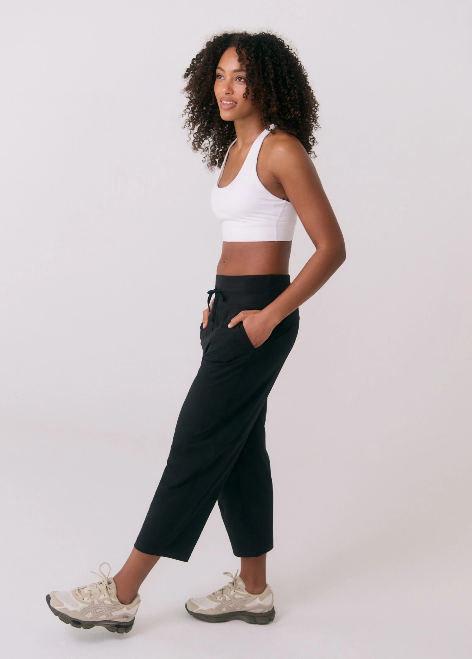 Momentum Cropped Pants 12 Momentum Cropped Pants - Image 10