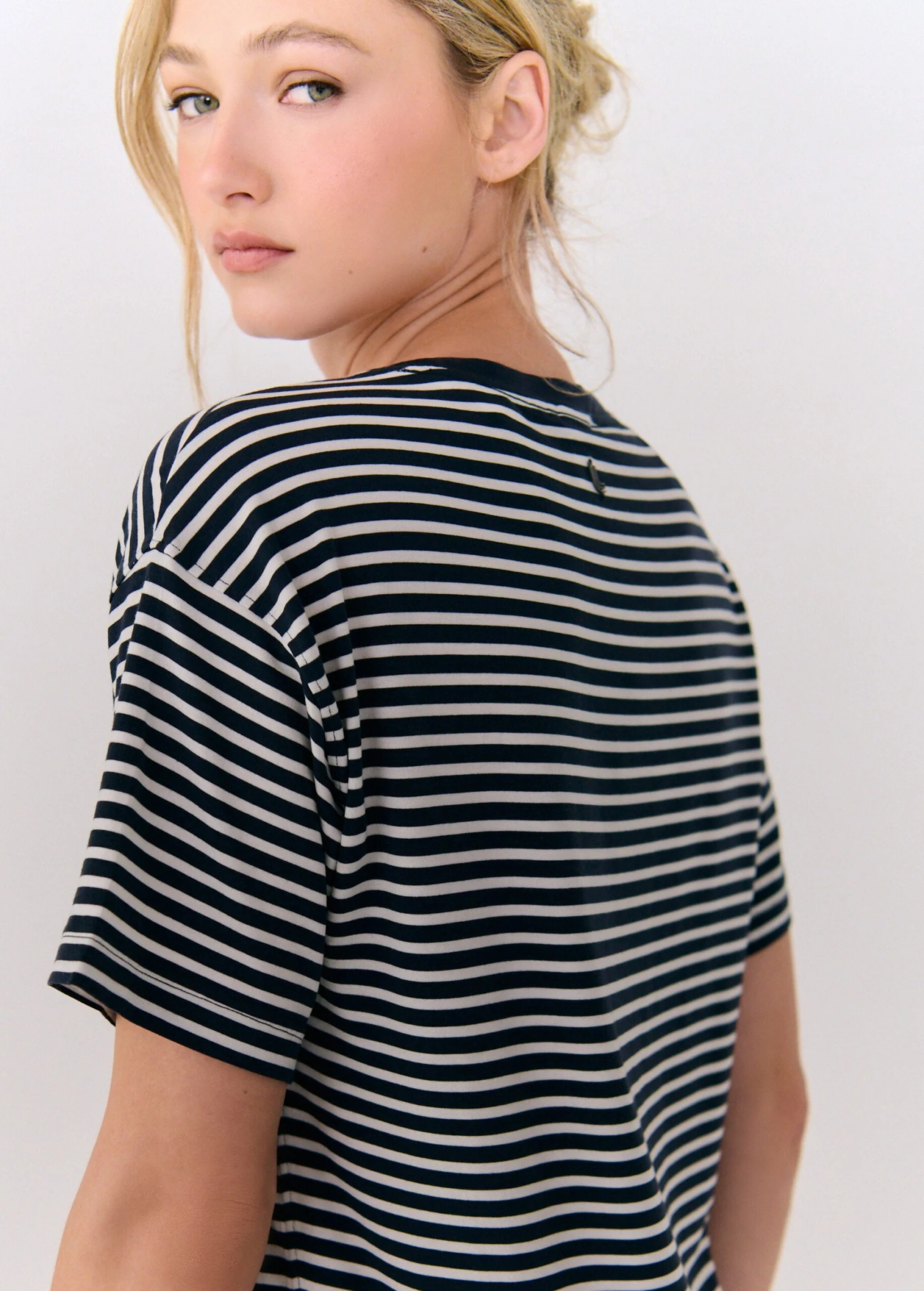 Dynamic T-Shirt Dress 12 Dynamic T-Shirt Dress - Image 10