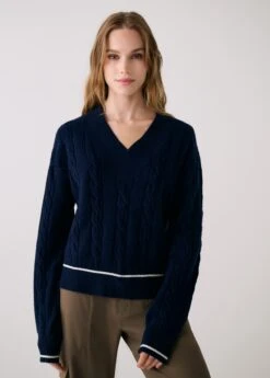 Camila V-Neck 22 Camila V-Neck -LOLE OUTLET LSW4645 BB07 1