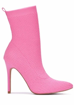NEXT TO YOU PINK KNIT HEEL BOOT -LOLE OUTLET ScreenShot2021 12 02at12.07.43AM