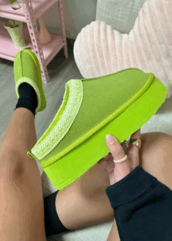 CUTENESS ALERT GREEN PLATFORM SLIPPER