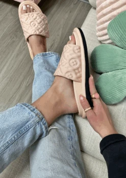 COMFY VIBES NUDE SLIDE SANDAL